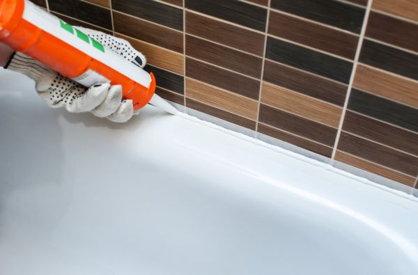 Cost of Bathtub Sealing in Gaithersburg